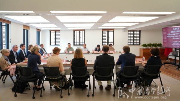 上海市基督教两会接待德国北部福音路德教会普世教会中心访问团